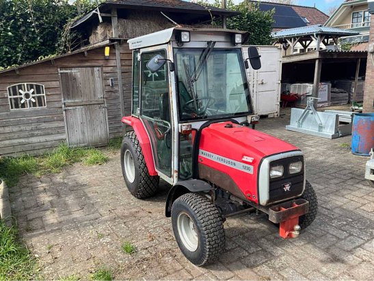 Mini tractor Massey Ferguson 1230 Diesel (Margin) Massey Ferguson 1230 2010 2