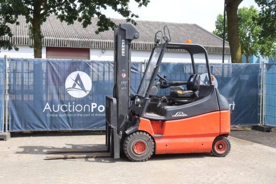 Linde E25/600-02 Electric Forklift 2500kg 2000 E25/600-02 2000 2 Forklift