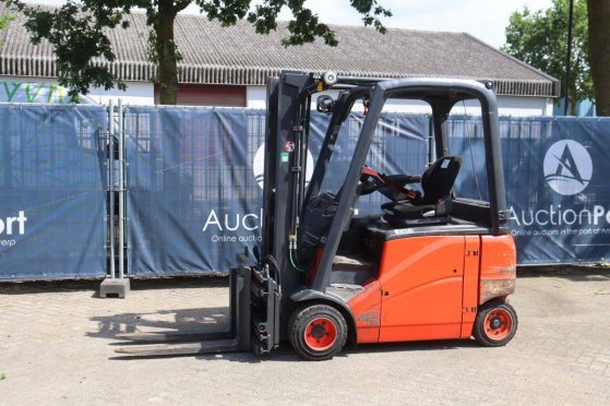 Forklift Fenwick-Linde E20PH-01 Electric 2000kg 2010 Fenwick-Linde E20PH-01 2010 2 Forklift image 16