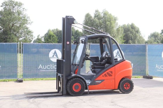 Forklift Fenwick-Linde H30D-02 Diesel 3000kg 4.6m 2013 Fenwick-Linde H30D-02 2013 2 Forklift