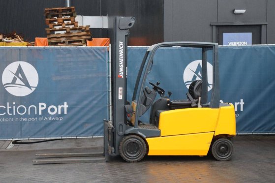 Forklift Jungheinrich EFG 320 Electric 2000kg 5.0m 2004 EFG 320 2004 2 Forklift