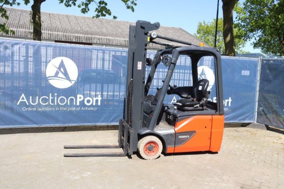 Forklift Linde E14-02 Electric 1400kg 7m 2017 E14-02 2017 2 Forklift