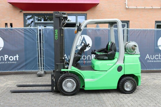 Forklift CESAB M325G LPG 2500kg 5.0m 2018 Cesab M325G 2018 2 Forklift