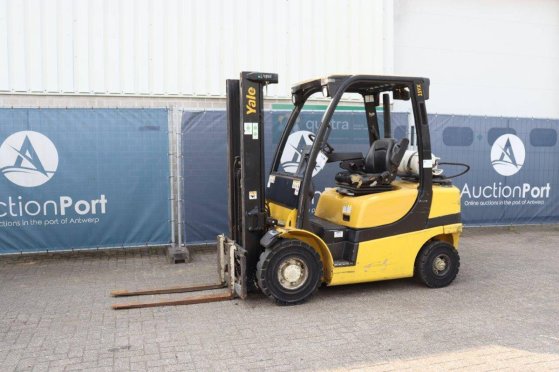 Forklift Yale GLP25VX F2170 LPG 2490kg 2011 GLP25VX F2170 2011 2 Forklift