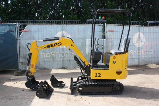 Nuoman EPS NM-E12 Diesel 7kW Mini Excavator New Nuoman EPS NM-E12 1