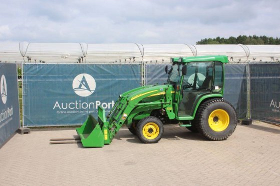 Tractor John Deere 3720 Diesel 44hp 2003 John Deere 3720 2003 2