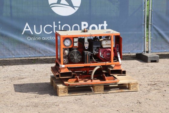 Vacuum unit Busch RC0040E Petrol 5.5 hp 2006 Busch RC0040E 2006 2