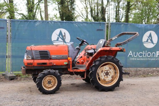 Mini tractor Kubota GL200 Diesel 20HP GL200 2 image 16