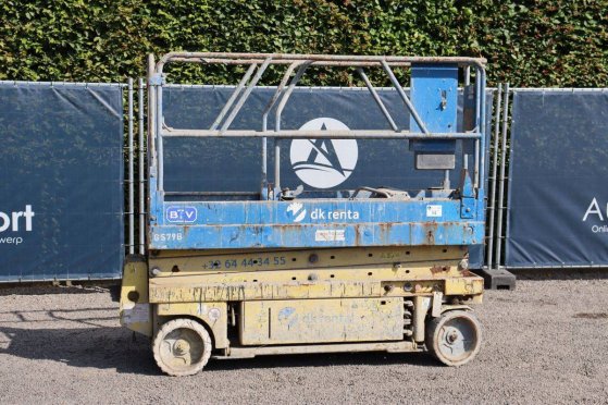 Electric Scissor Lift Onbekend 2 Scissor Lifts image 31