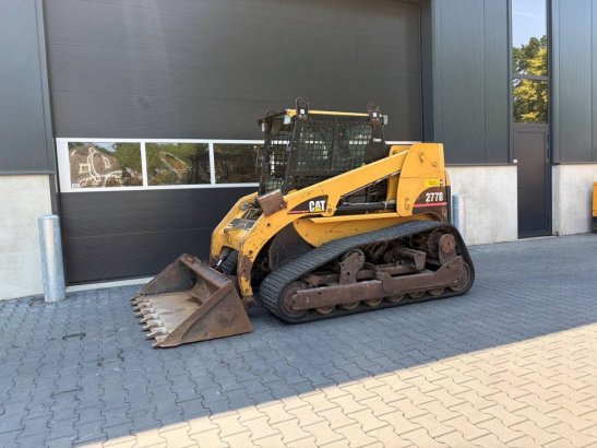 Skid steer loader Caterpillar 277B Diesel 58kW 2006 277B 2006 2