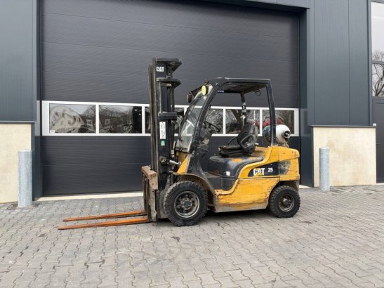 Forklift Caterpillar GP25N LPG 2500kg 2011 GP25N 2011 2 Forklift image 12