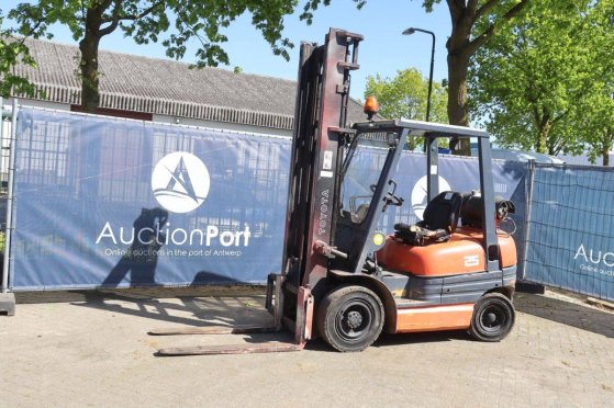 Forklift Toyota 25 LPG 2500kg 4.5m 25 2 Forklift image 31