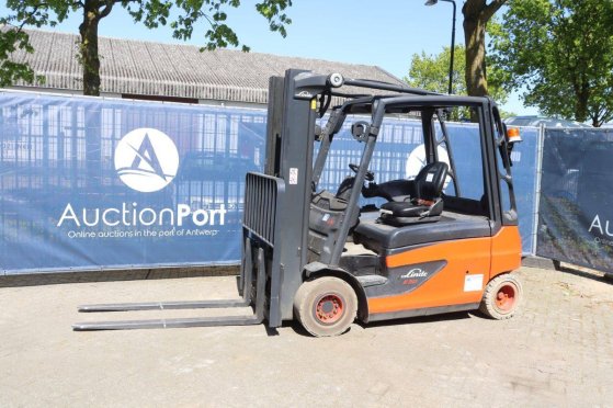 Forklift Linde E30L-01 Electric 3000kg 6m 2016 E30L-01 2016 2 Forklift image 16