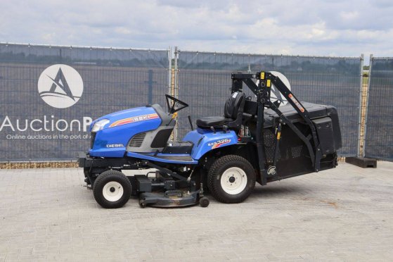 Ride-on mower Iseki SXG326H Diesel 15.4kW 2014 Iseki SXG326H 2014 2