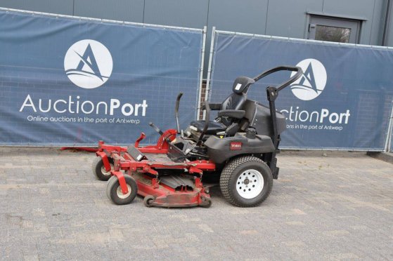 Ride-on mower Toro Z Master Professional 7000 Series Diesel 16.9kW 2011 Toro Z Master Professional 7000 Series 2011 2