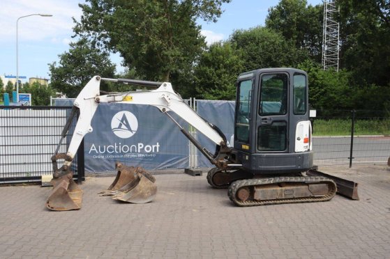 Crawler excavator Bobcat E35 Diesel 24kW 2017 E35 2017 2 Crawler Excavators