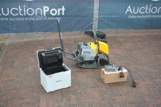 Wacker Neuson APS1135e Electric Vibratory Plate New Neuson APS1135e 1