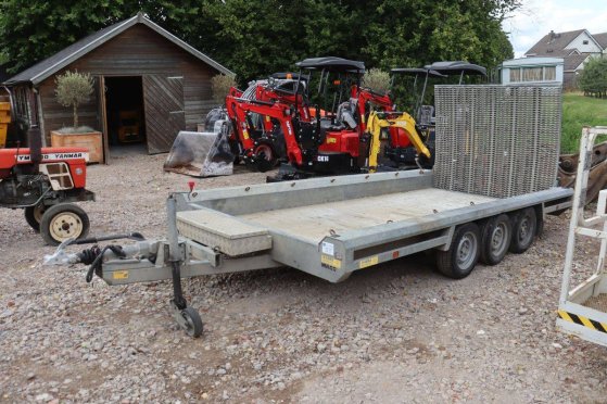 Machine transporter Hulco Terrax-3 2021 Hulco Terrax-3 2021 2 Flatbed open trailers