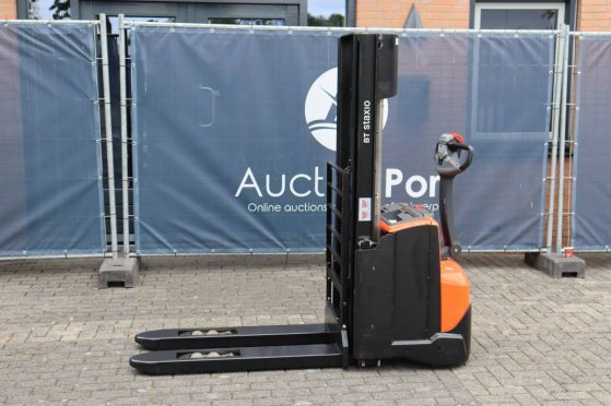 Stacker BT SWE140L Electric 1400kg 2.65m 2015 BT SWE140L 2015 2