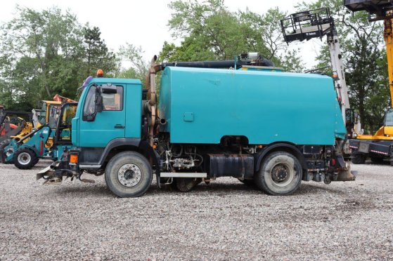 Street sweeper MAN VIAJET 7 R/HS Diesel 2005 VIAJET 7 R/HS 2005 2