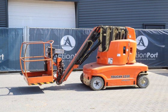 JLG Toucan 1210 Electric Mast Lift 200kg 12m 2005 Toucan 1210 2005 2 image 16