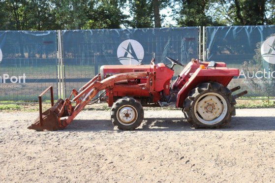 Shibaura SD2043 Mini Tractor Diesel 20 hp with front loader Shibaura SD2043 2