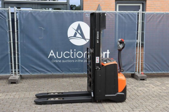 Stacker BT SWE140L Electric 1400kg 2.65m 2015 BT SWE140L 2015 2