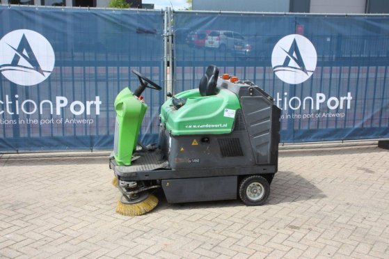 Ride-on sweeper IPC Cleaning 1450 Diesel 2015 IPC 1450 2015 2