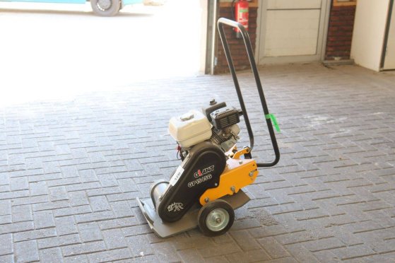 Giant GP1545G Petrol Vibratory Plate 2024 Giant GP1545G 2024 2