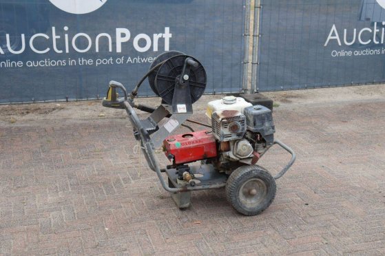 Petrol High-Pressure Cleaner 8.7kW Honda 2