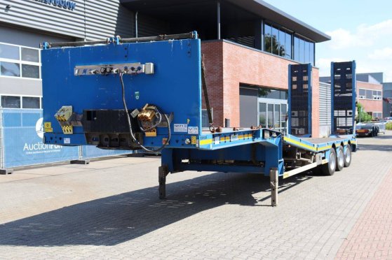 Semi-Low Loader Faymonville Euromax 2016 Faymonville Euromax 2016 2 Lowloader semi-trailers