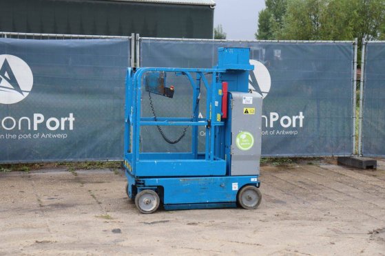 Genie GRC-12 Electric Mast Lift 5.7m 2017 GRC-12 2017 2 image 16