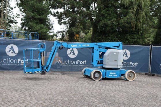 Genie Z-34/22N Electric Articulated Boom Lift 227kg 12.5m 2008 Z-34/22N 2008 2