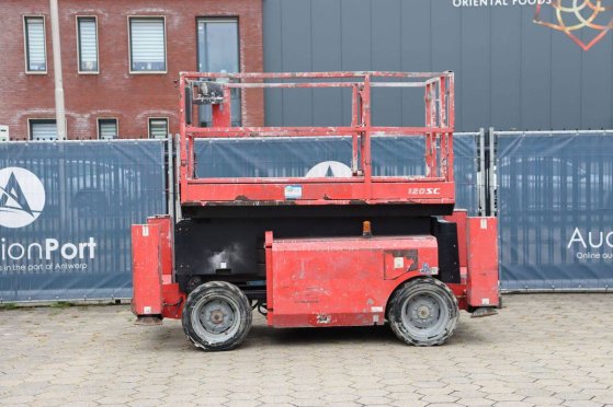 Manitou 120SC Diesel Scissor Lift 11.96m 2010 120 SC 2010 2 Scissor Lifts