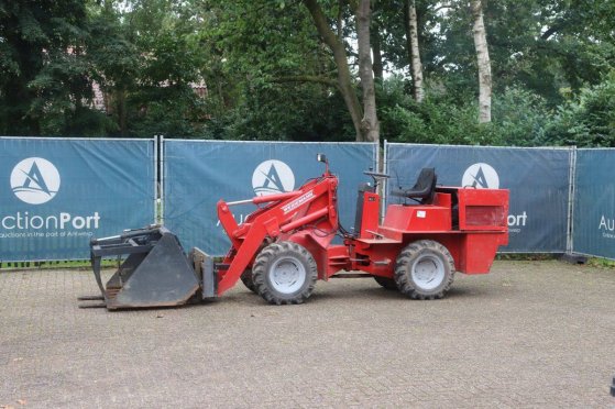 Wheel Loader Weidemann 2002 - D/M Diesel 22.8kW 1988 (Margin) Weidemann 2002-D/M 1988 2 Wheel Loaders image 16