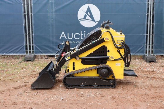 Delano T360 Skid Steer Loader Petrol 2026 New Delano T360 2026 1