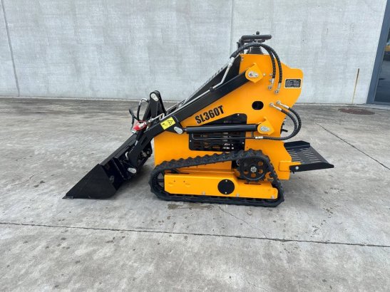 Mini crawler skid steer loader SDL00L 360T Petrol 2026 New SDLOOL 360T 2026 1