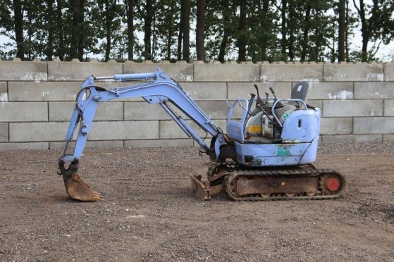 Mini excavator Yanmar VIO15-2A Diesel 9.3kW 844 2006 2