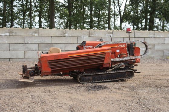 Drilling machine The Charles Machine Works JT820 1996 JT820 1996 2