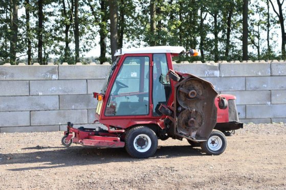 Mower Toro Groundmaster 4000-D Diesel 2007 Toro Groundmaster 4000-D 2007 2