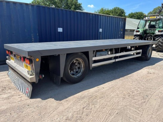 Flatbed Semi-trailer Cuppers 2002 CUPPERS SA 10-10L 2002 2