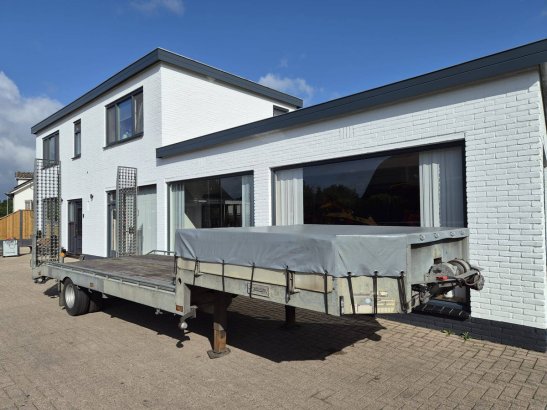 Semi-Low Loader Veldhuizen P31-4D 5750kg 2000 VELDHUIZEN P31-4D 2000 2 Lowloader semi-trailers