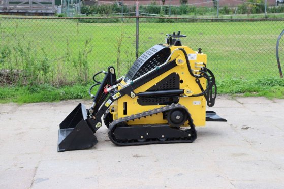 Delano T360 Skid Steer Loader Petrol 18hp 2026 New Delano T360 2026 1