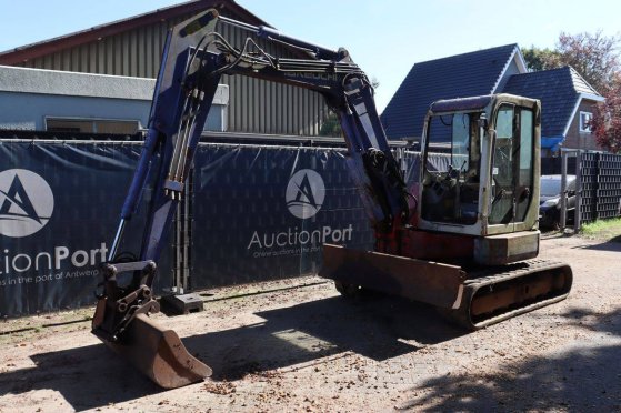 Crawler excavator Takeuchi TB53FR Diesel 27.9kW 2002 TB53FR 2002 2 Crawler Excavators image 16