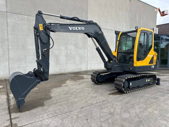 Midi excavator Volvo EC55B Diesel 2012 EC55B 2012 2 Crawler Excavators image 16