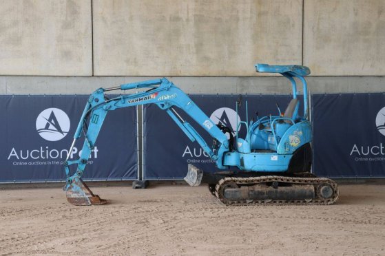 Mini excavator Yanmar ViO30-2 Diesel 18.4kW 844 2