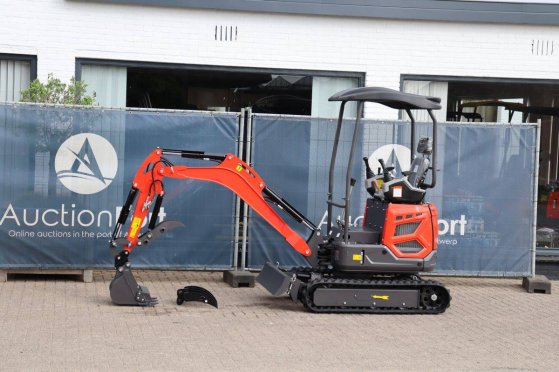 Mini Excavator Eagle Machinery LB18 Diesel 21kW 2026 New LB18 2026 1 image 16