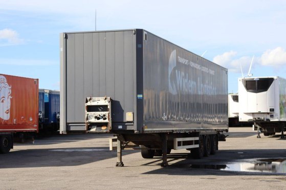 Closed Semi-Trailer Krone SD 39000kg 2014 SD 2014 2 Box semi-trailers
