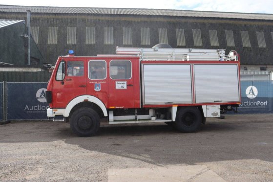 Fire truck Mercedes-Benz 1019 AF Diesel 192hp 1983 Mercedes-Benz 1019 AF 1983 2