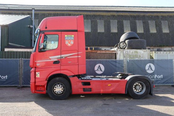 Tractor Mercedes-Benz Actros Diesel 510hp 2012 Mercedes-Benz Actros 1851 2012 2